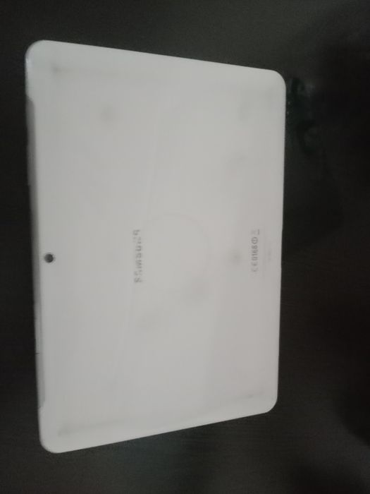 Планшет б/у без зярадки