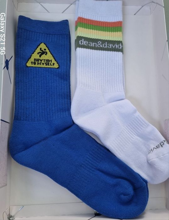 Продавам спортни чорапи армани