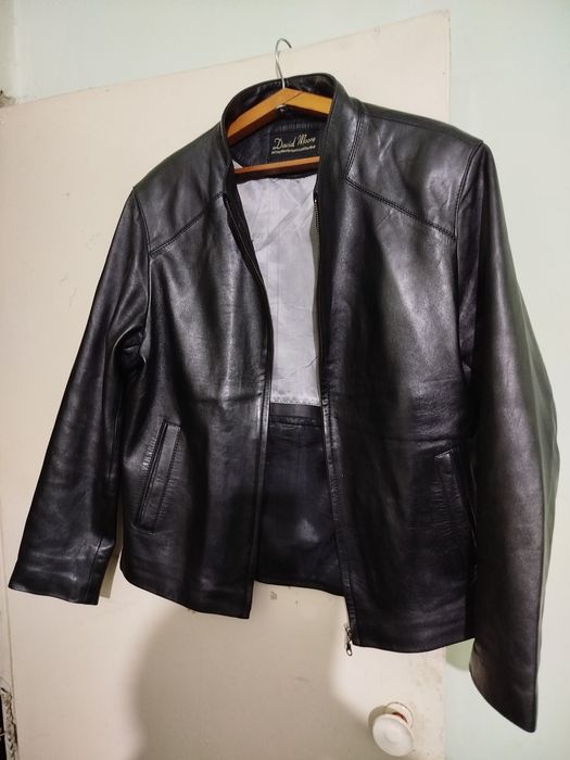 Продам кожаные куртки.