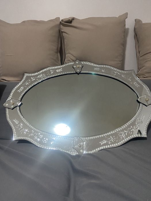 Vand oglinda cristal