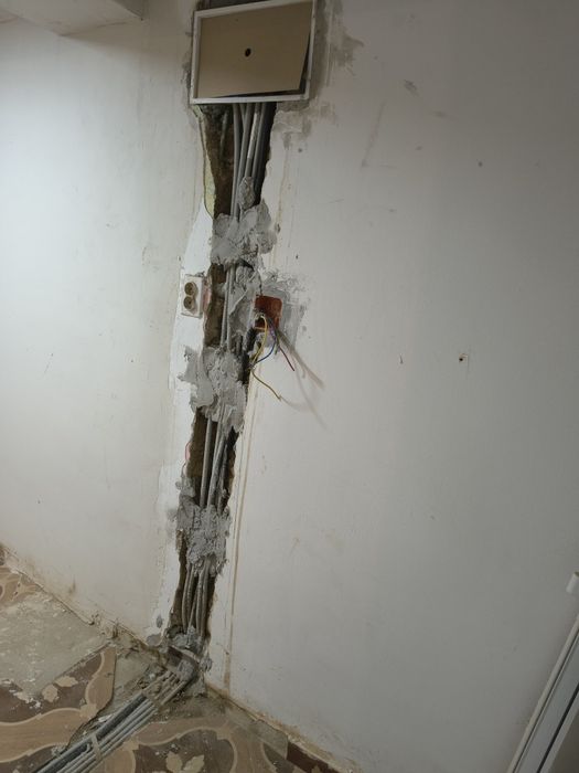 Electrician – lucrări și instalații electrice | Baia Mare și împrejurimi