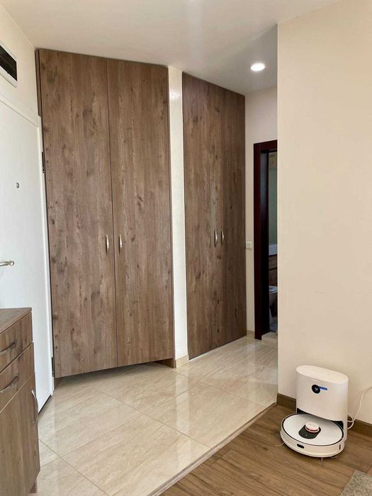 Двустаен апартамент под наем с морска гледка – кв. Бриз, Варна