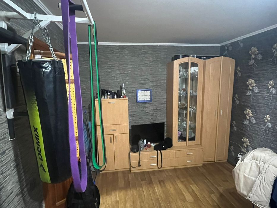 Сдам 1 ком квартиру,в 19 мкр