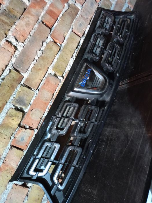 Дъстер 2 части 2018- / Dacia Duster