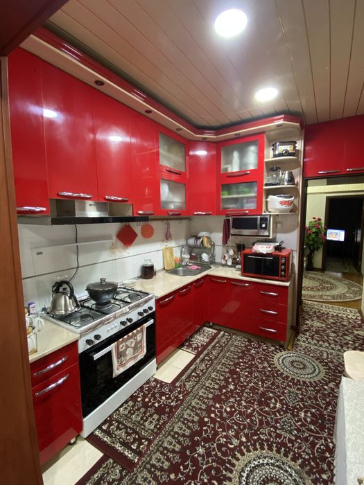 Бодомзорда 4 хона 94 кв