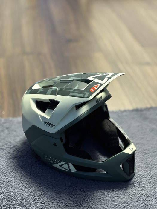 Vand casca mtb leatt 4.0