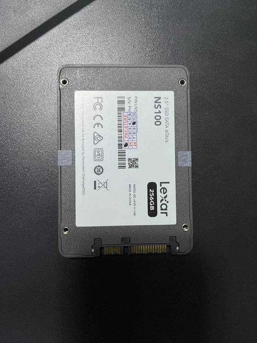 SSD Lexar 256 gb sotiladi