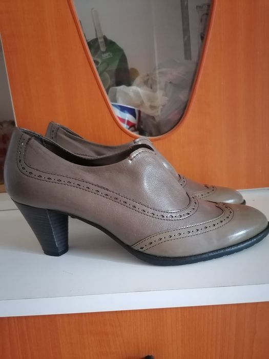 Pantofi damă noi (mărimea 40)