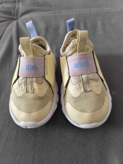 Маратонки Nike 19.5