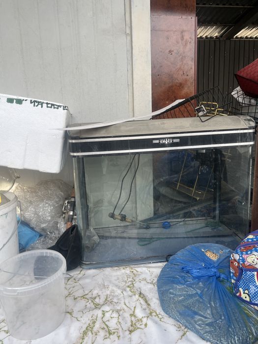 Срочно продам аквариум