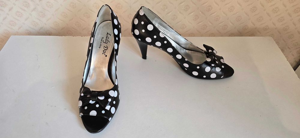 Сабо светлые, размер 37 и 38