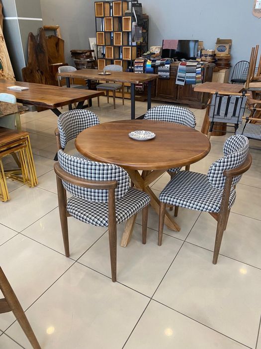 Мебели от масив, столове, маси