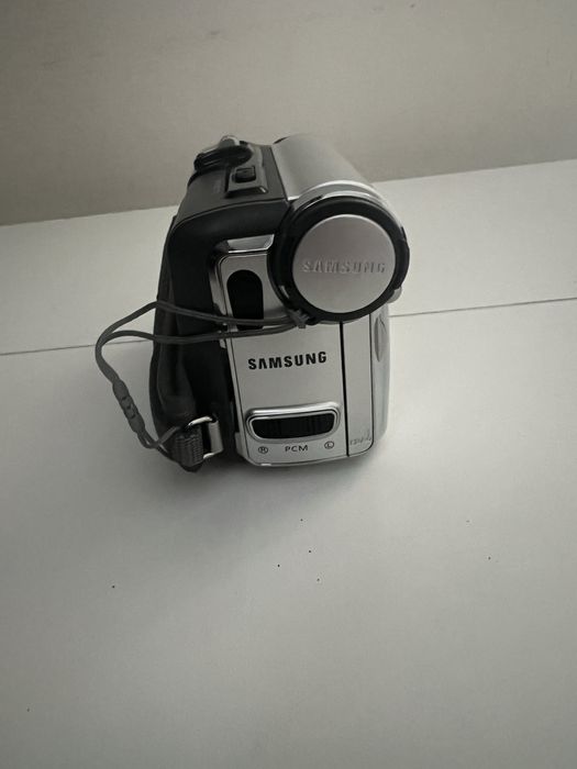 Продам видеокамеру