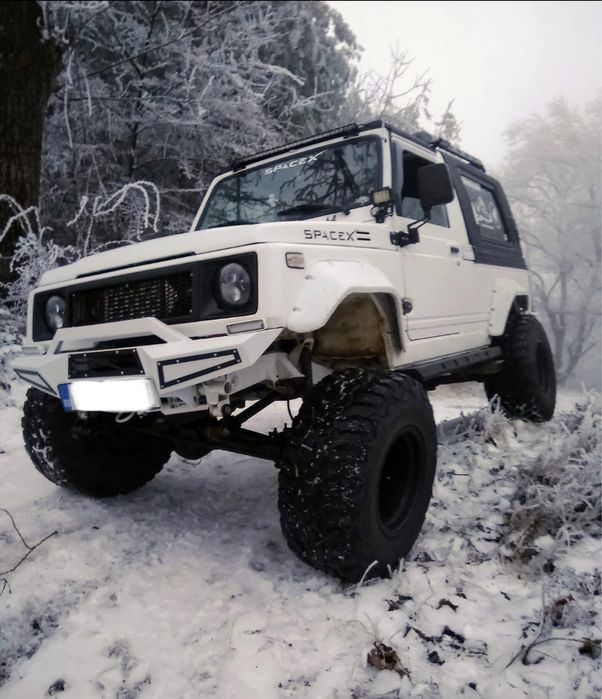 Unicat! Vand Suzuki Samurai LWB( lung), proiect realizat ca la carte.