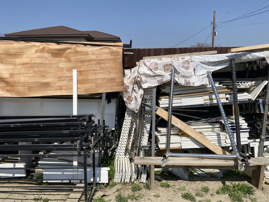 Торговое оборудование для магазина одежды (полный комплект)