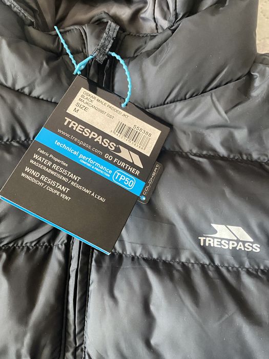 Чисто ново яке Trespass