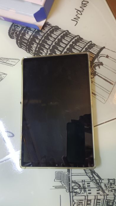 Продам планшет Lenovo tab M10 FHD PLUS