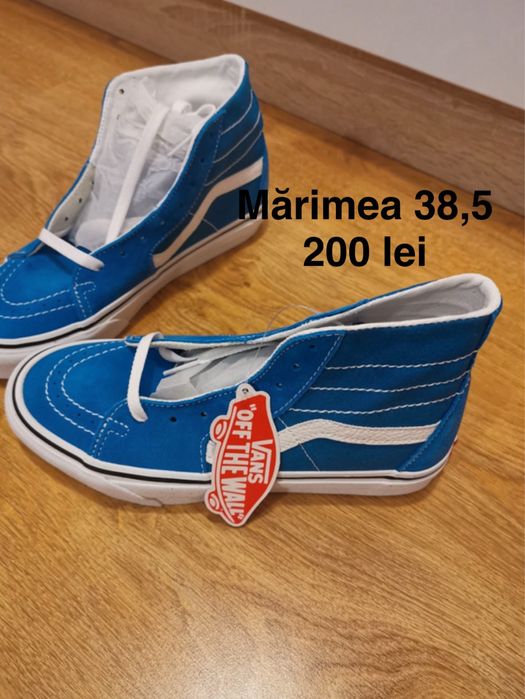 Tenisi Vans culori, marimi diferite