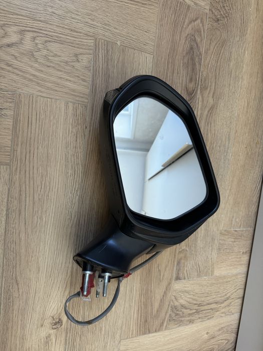 Зеркало на camry 70 (правое)