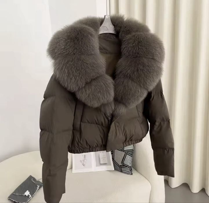 Gecute cioco cu guler de blana de vulpe