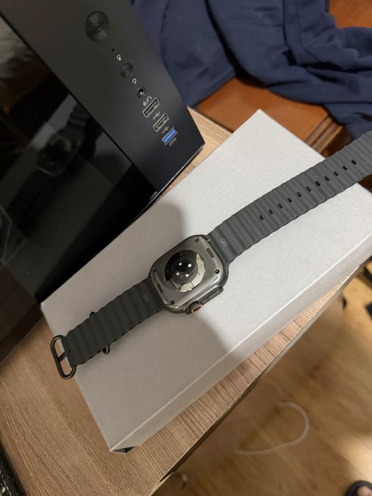 Apple watch ultra 2 100%