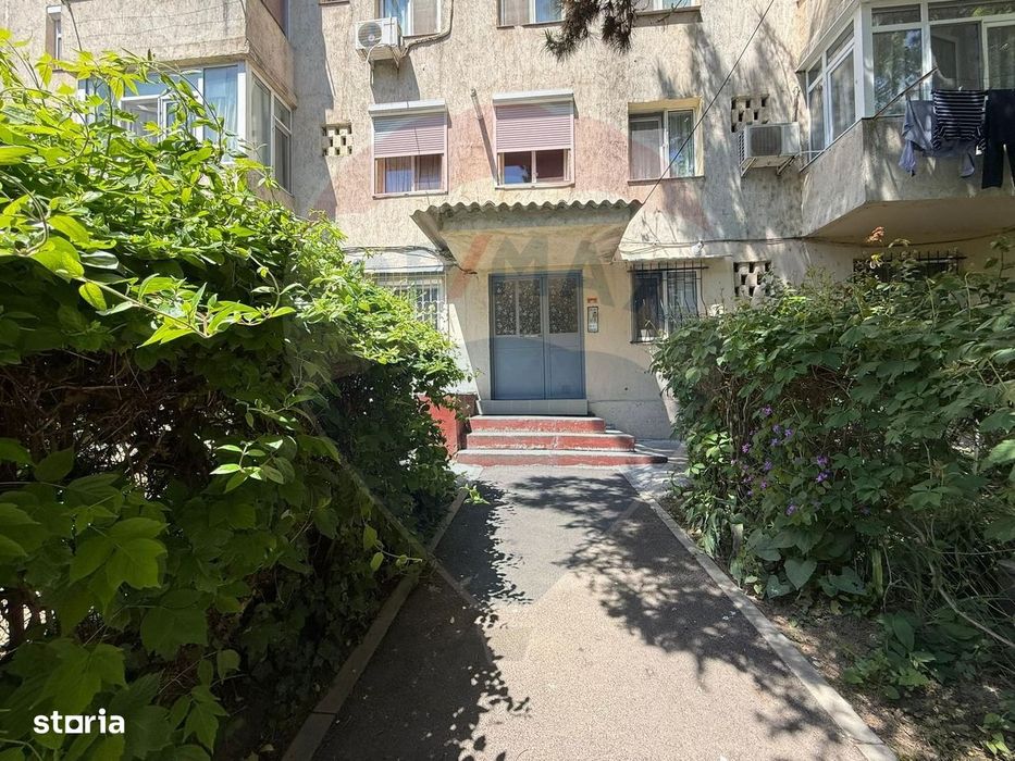 Apartament de vanzare cu 2 camere si balcon in Constanta