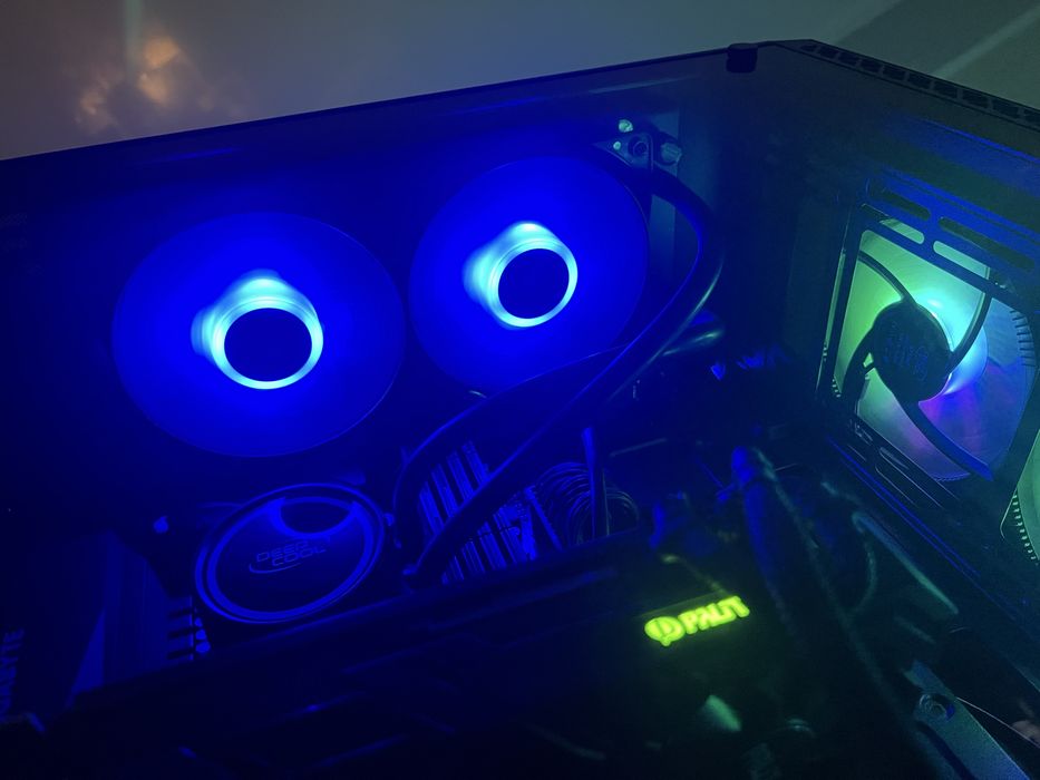 Продам игровой компьютер срочно.