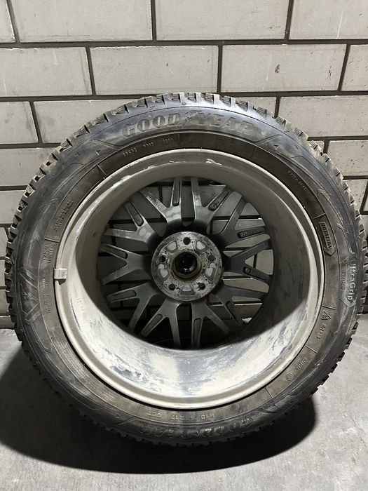 Продам диск с резиной