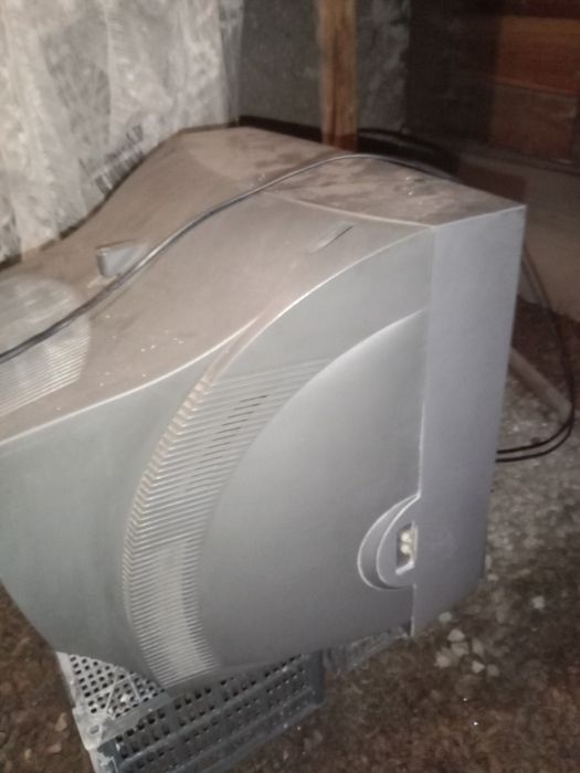 Продам телевизор Samsung рабочий.