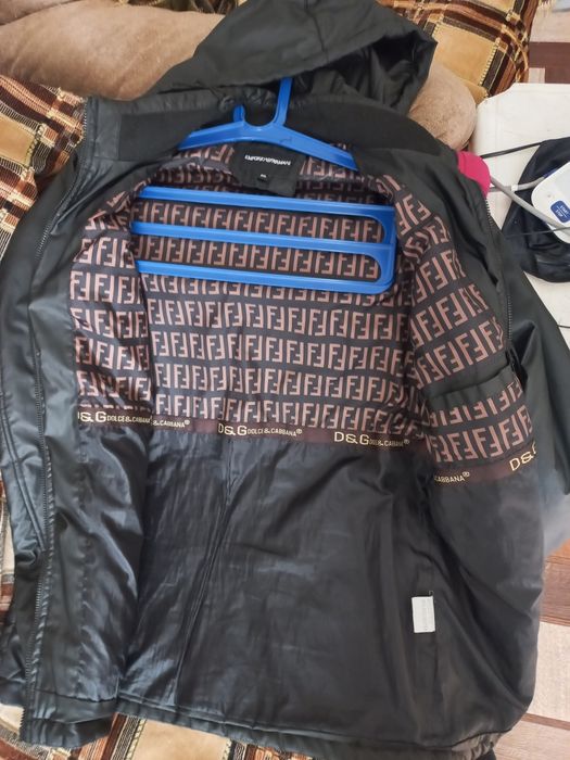 Продаю Куртку демисезонную