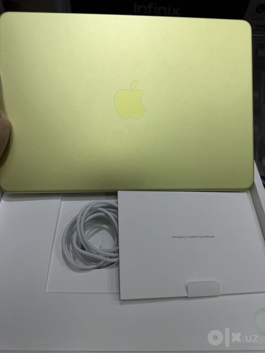 13-inch Macbook Neo 8/256