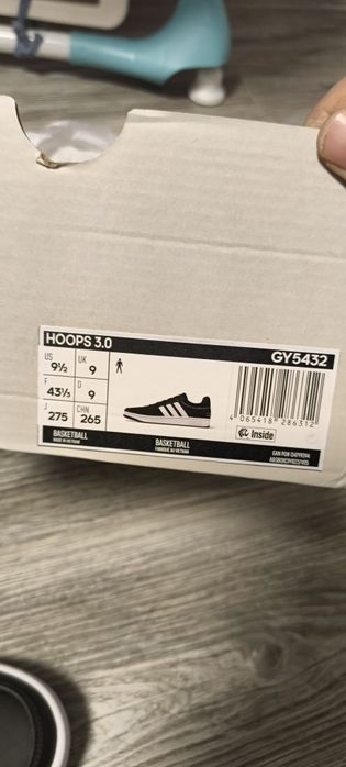 Adidas hoops 3.0, uk 9