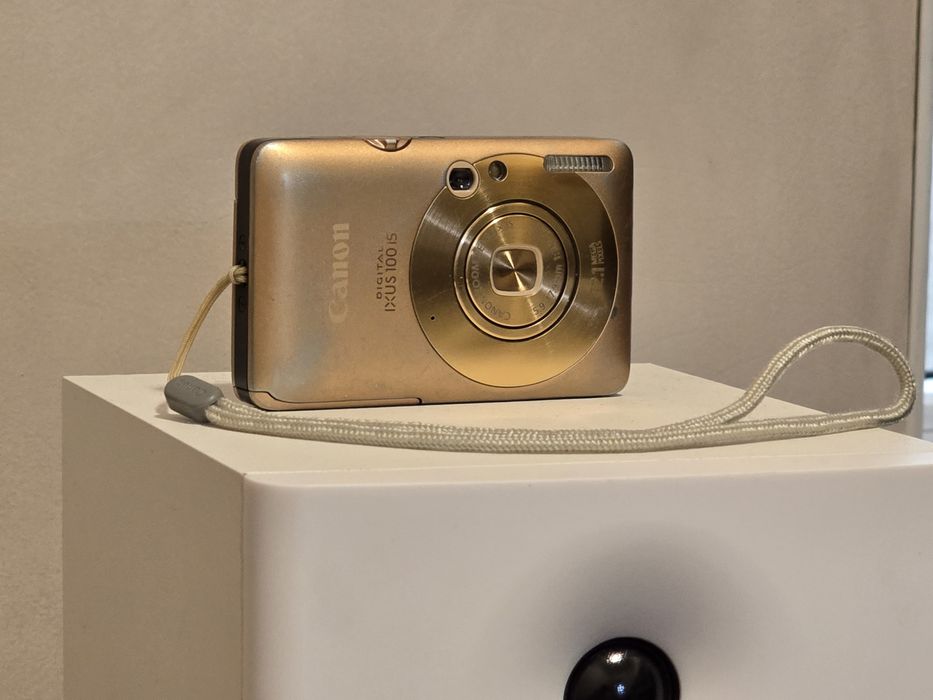 Canon ixus 100 is