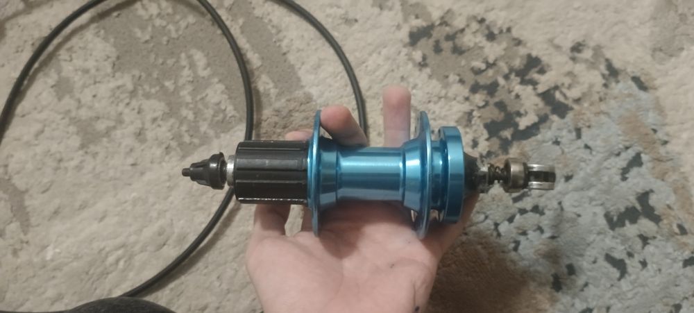 Продам велозапчасти