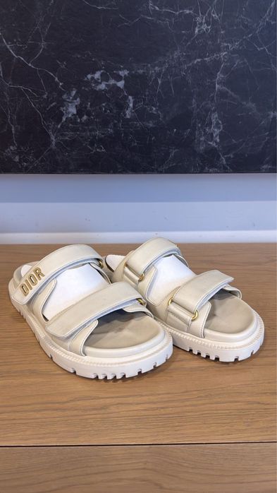 Продам сандали оригинальные Dior