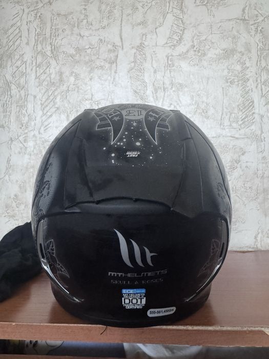 Каска за мотор женска С размер MT Helmets