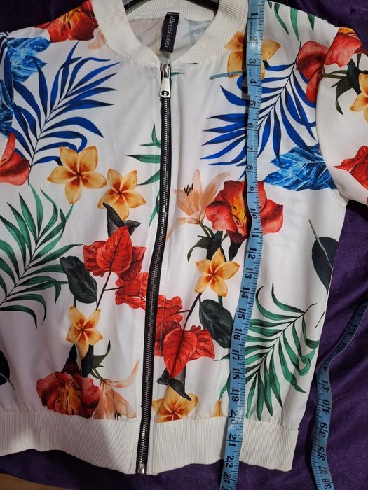 Пролетно тънко яке