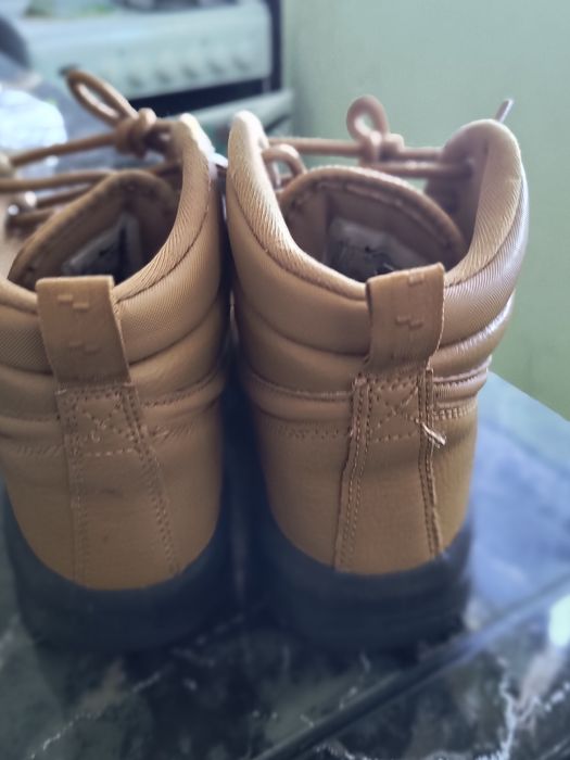 Детски боти найк