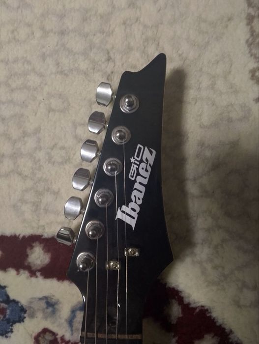 Gitara sotiladi holati ideal narxini kelishamiz