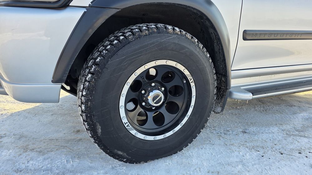 Митсубиси Montero sport