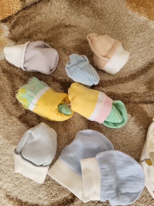 Вещи с рождения и до 5-6 мес