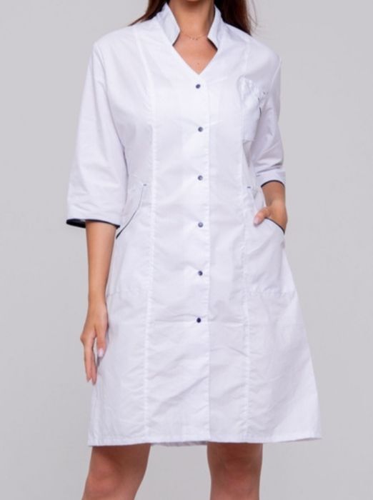 Два медицинских халата