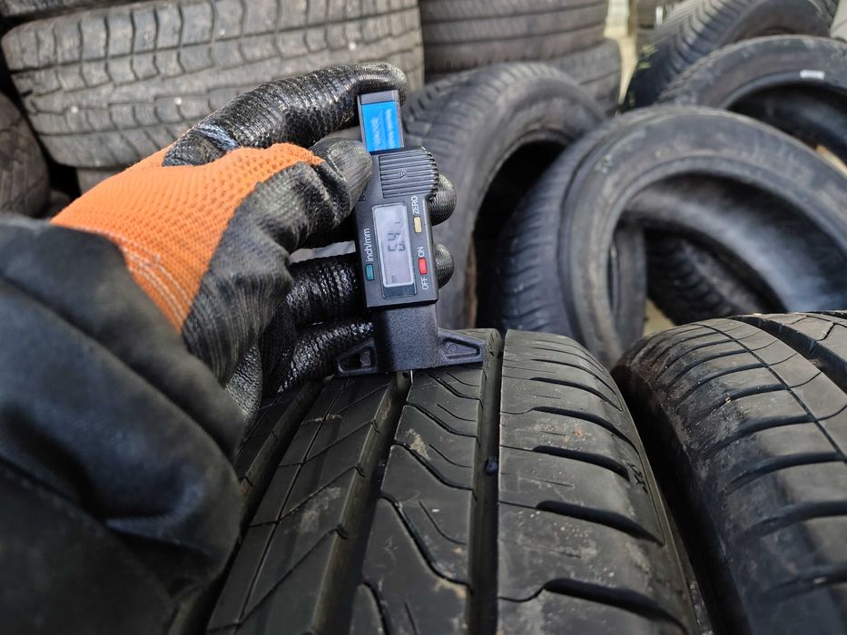 2бр.летни гуми CONTINENTAL 205 45 18 DOT22 цена за брой