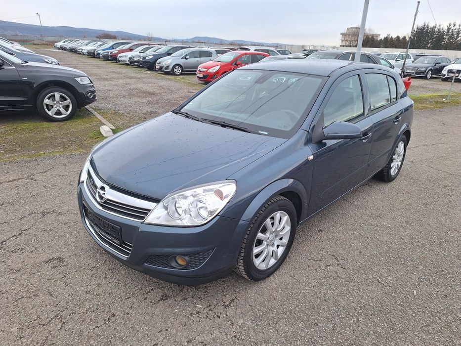 Opel Astra 2009 cutie automată
