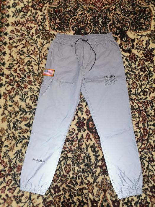 Одежда от бренда Pull & Bear