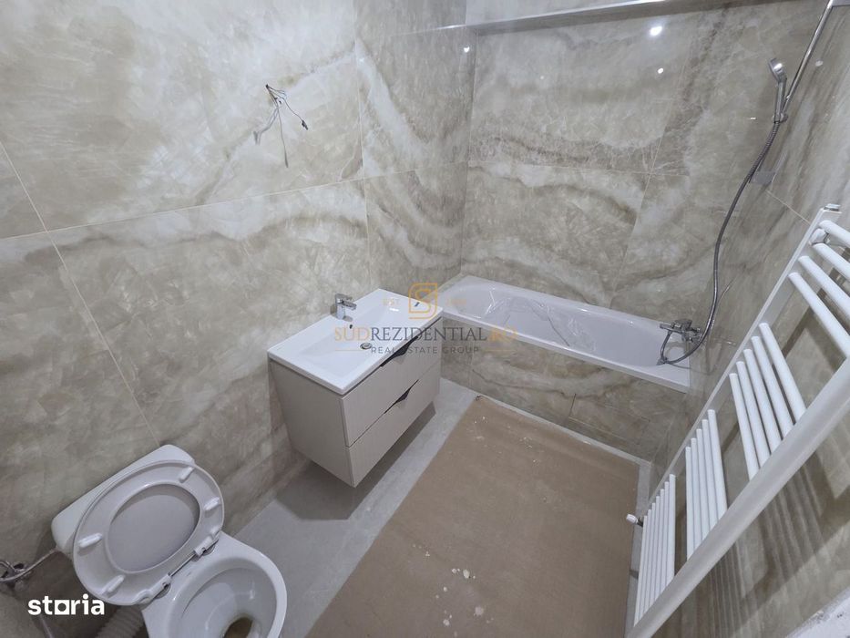 Apartament 3 camere cu curte proprie, aproape de metrou Berceni