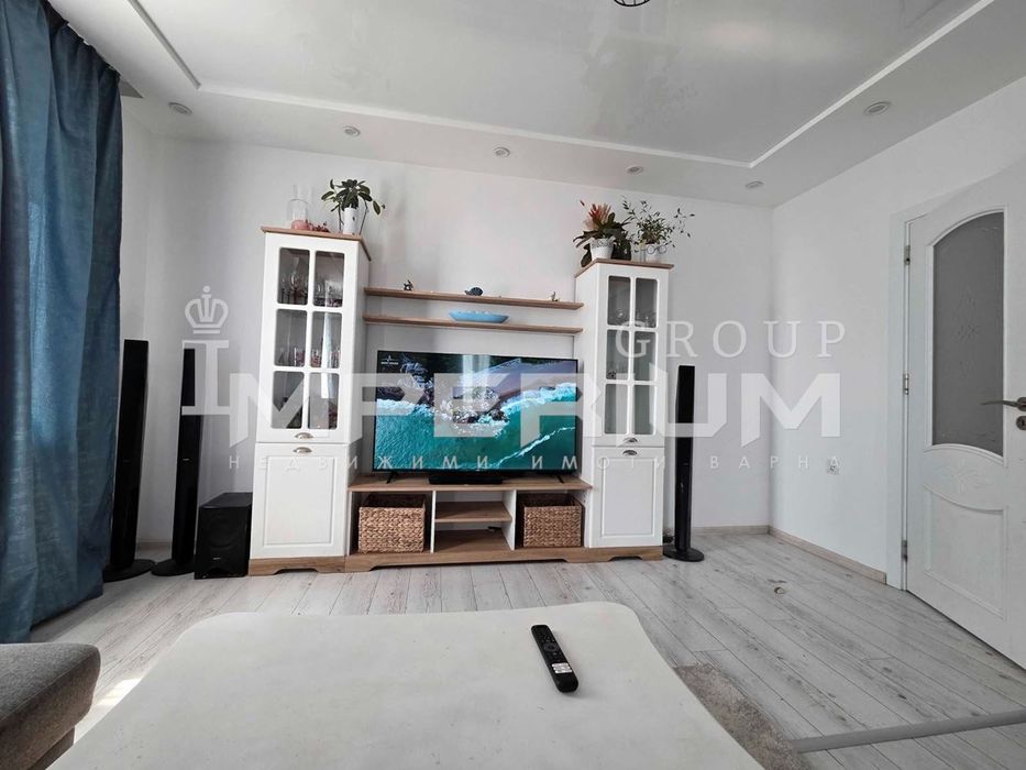 Дава се под наем Тристаен апартамент в Варна, Левски - 80 кв.м за 765 € - Снимка #1