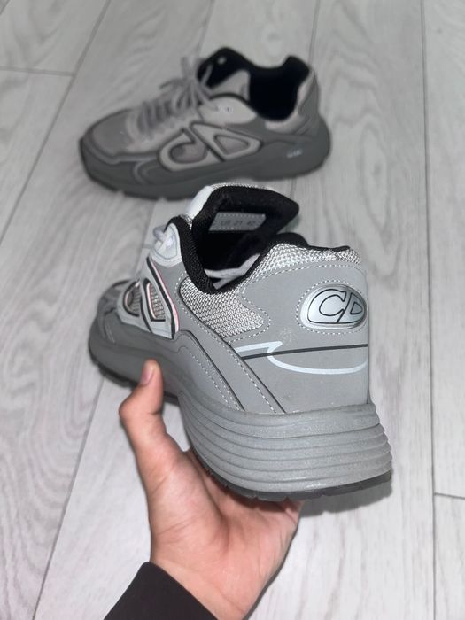Dior b30.