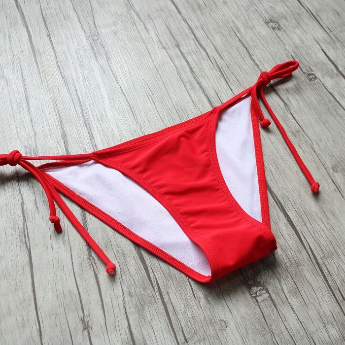 Costum de baie rosu cu bustiera