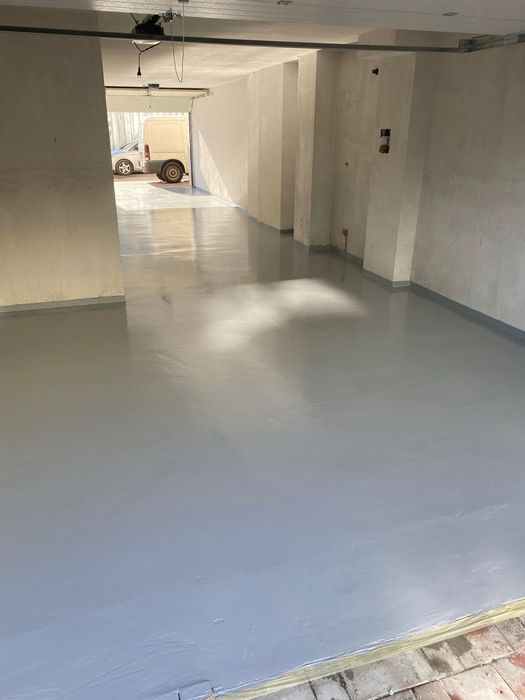 Дава се под наем Гараж / Паркомясто в София, Разсадника - 42 кв.м за 357 € - Снимка #1